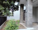 thumbnail-rumah-graha-family-dekat-citraland-pakuwon-indah-wiyung-4